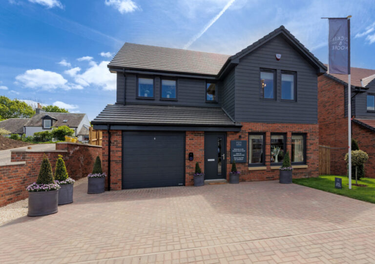 Dickie-Moore-Homes-The-Fairways-Elderslie-Ext-1-1080x638